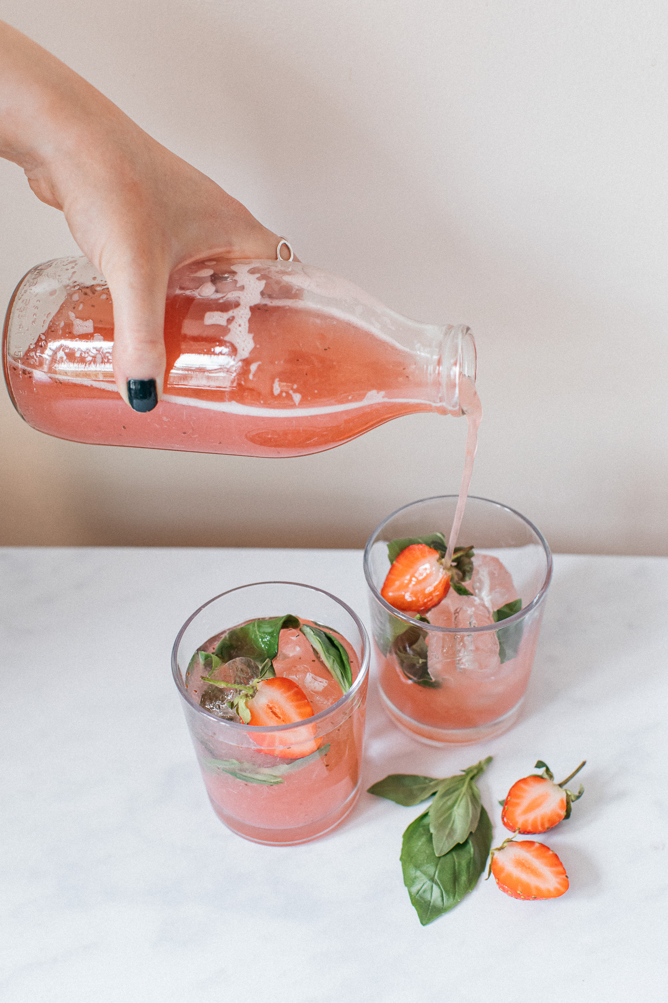 Ice, strawberry and basil low FODMAP drink